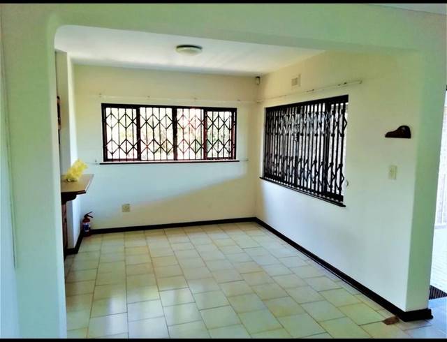 3 BEDROOM DUPLEX FOR SALE IN FREELAND PARK